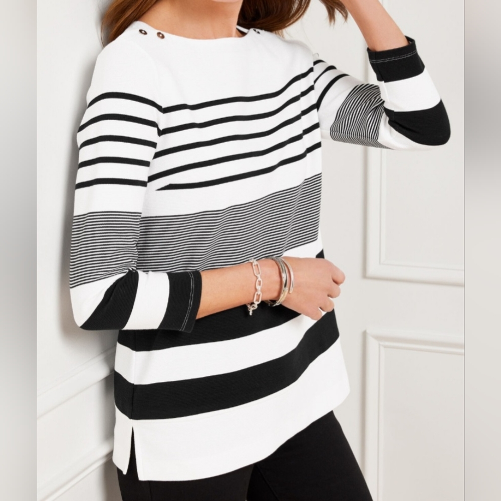 Talbots Black and White Top with Silver Button Women's Size Medium Petite